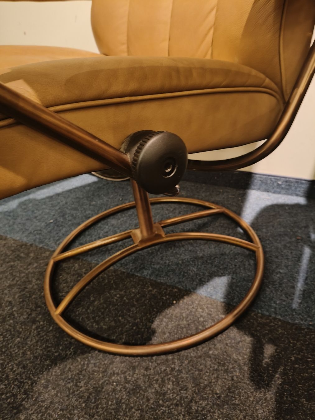 Stressless Poltrone: Vintage Ekornes Stressless – Usato da Zwingen venduto da inf_2blh 5