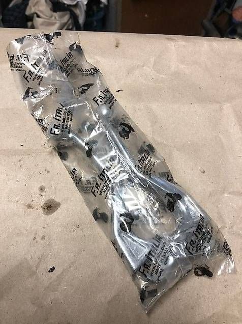 Alle Rollerersatzteile: Vespa Brems und Kupplungsgriffe – Neu und originalverpackt aus Halten von Boxmodem 1