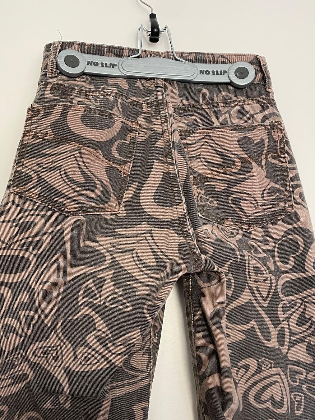 Jeans: Y2Kstreetwear Hose Vintage – Usato da Sion venduto da aud_7pxl 5