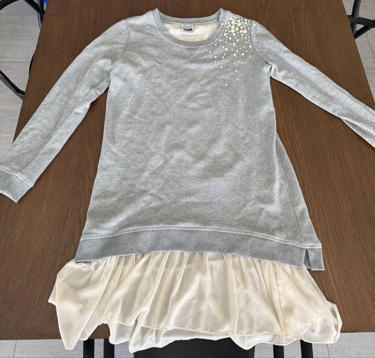 Twinset Maglioni & Felpe: Twinset langer Pullover  – Nuovo (secondo la descrizione) da Davesco-Soragno venduto da tin_6xjv