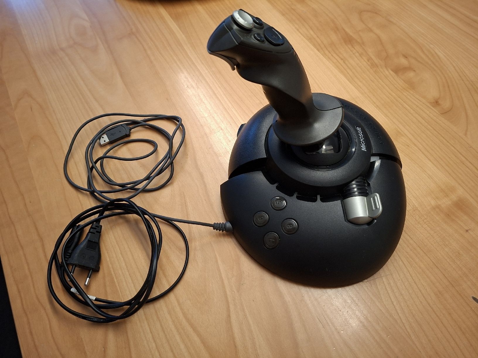 Microsoft Manettes: Microsoft Force Feedback 2 Joystick  – D'occasion à Oberbüren par raceley 1
