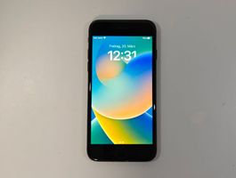 iPhone 8 256GB Akku 100