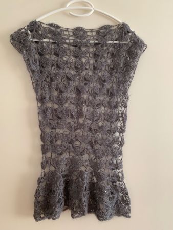 Damen Pullunder grau gestrickt mit Pailletten  Gr. S