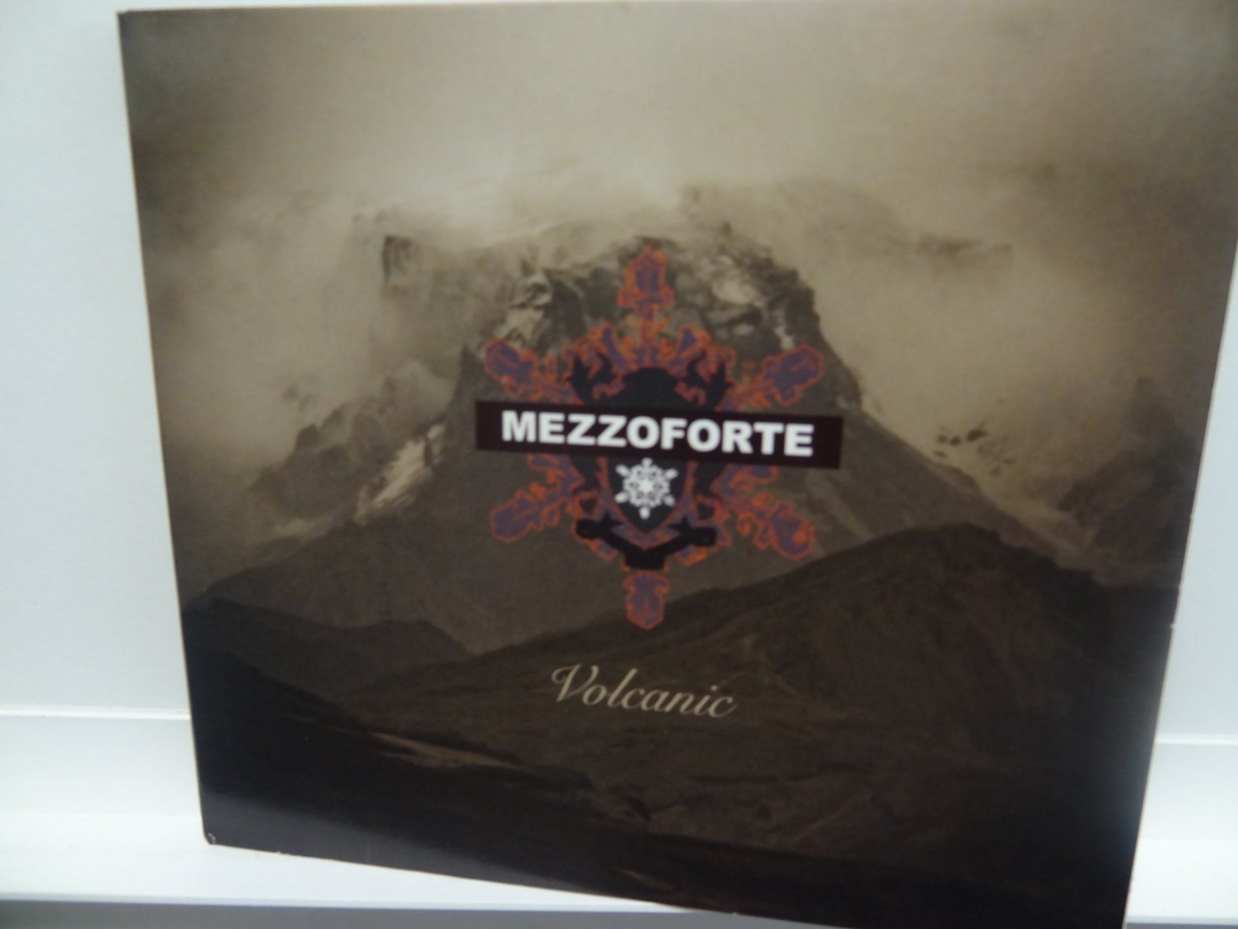 CDs: Mezzoforte Volcanic – D'occasion à luzern par musicandart