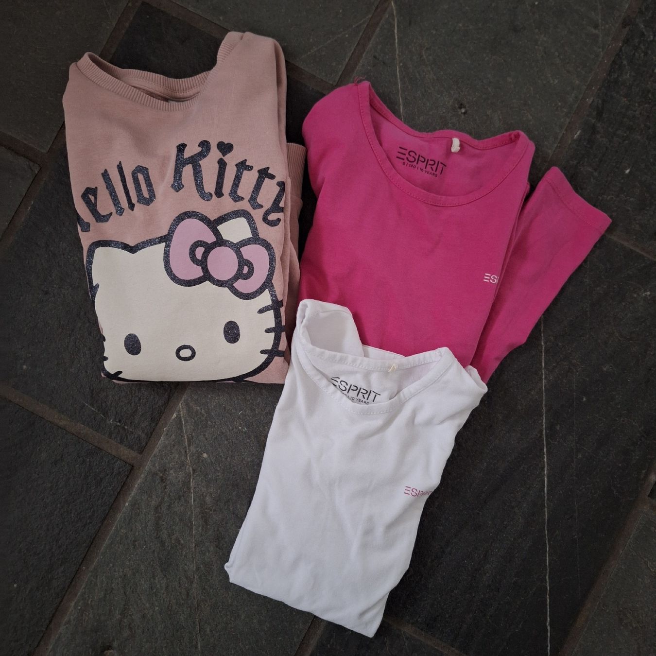 Pulls et sweat-shirts: 3 Mädchenpulliover Gröse 140 – D'occasion à Schübelbach par rab02