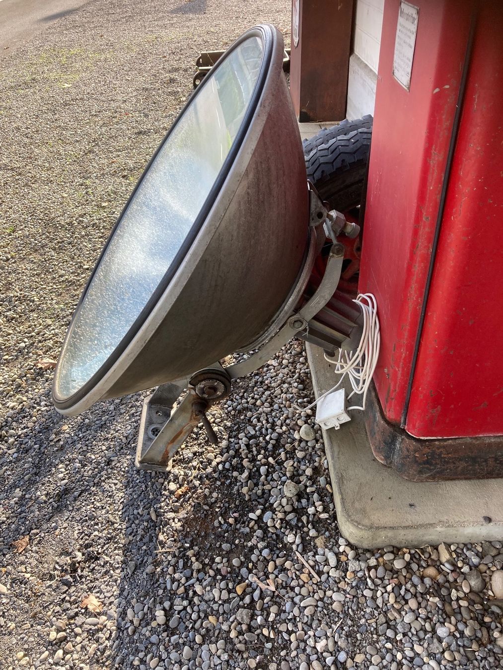 Lampade: Scheinwerfer Lampe Industriedesign gross – Usato da Oberbussnang venduto da Schmiede_herzog 3