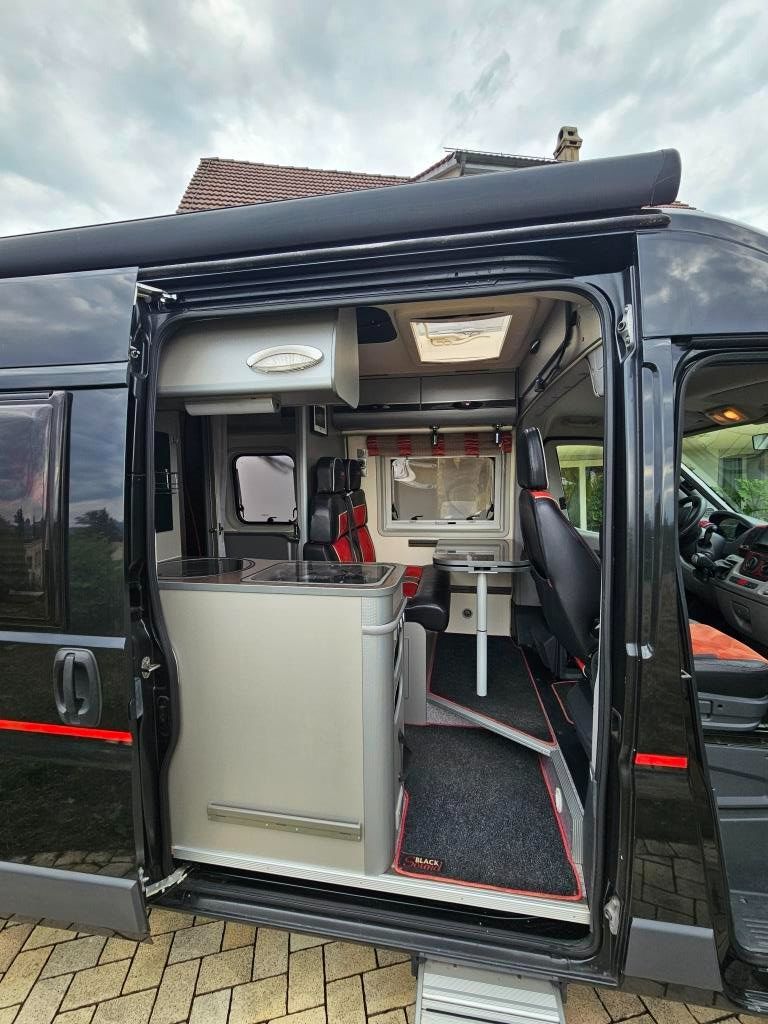 Adria Veicoli da campeggio: Camper  Fiat  Ducato Adia Twin GiT – Usato da Hombrechtikon venduto da roteWueste 3