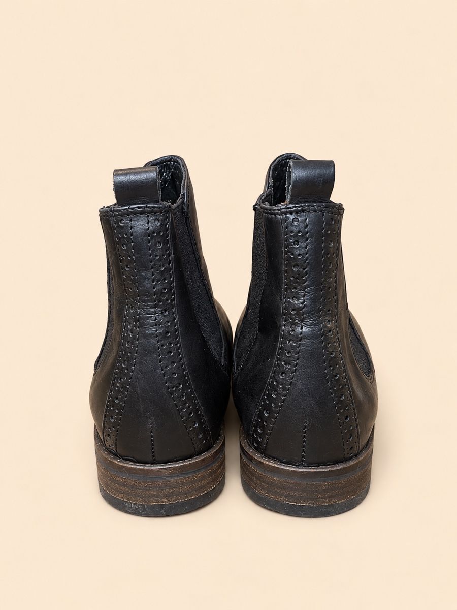 Scarpe da uomo: BOTTINES NOIRES À ÉLASTIQUES – Nuovo (secondo la descrizione) da Lausanne venduto da KeNaChic 3