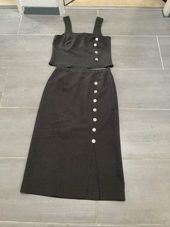 Elegantes Sommerkleid mit Knöpfen, Grösse 38 neuwertig!