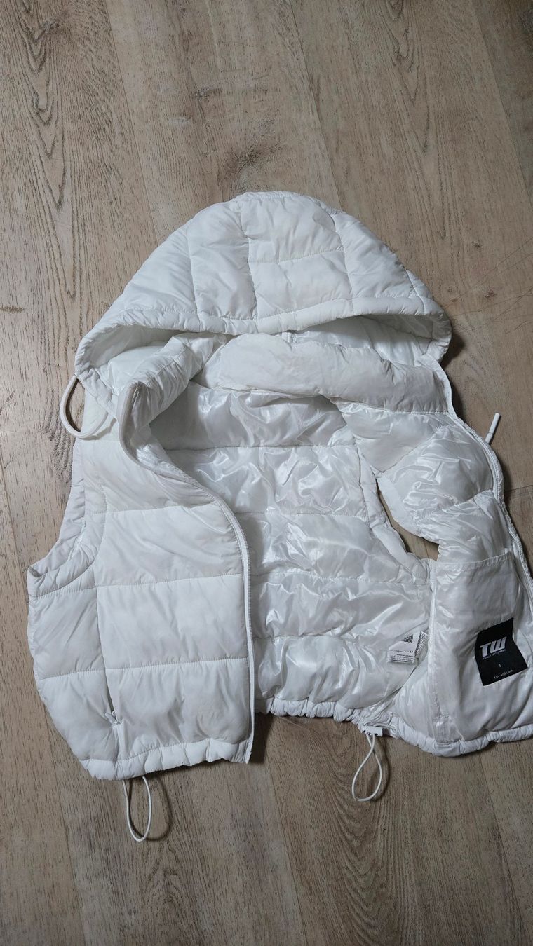 Gilets: 2 Weste Gr. S – D'occasion à Delémont par mvl_l76c 5