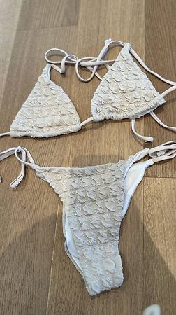 diverse Bikinis Gr. S/M (blau,weiss,baige)