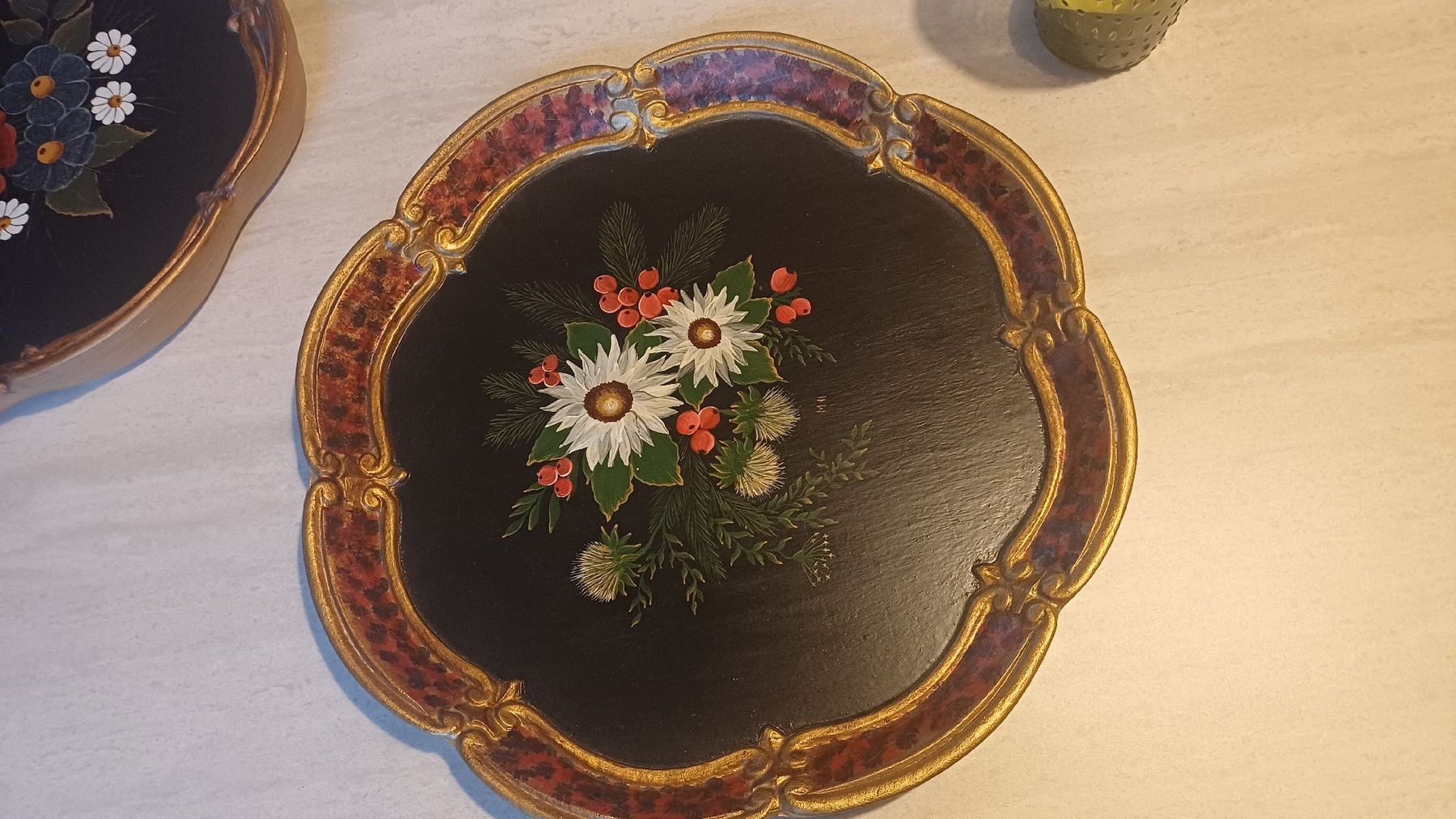 Assiettes: 2 Schöne Wandteller Handbemalt  – D'occasion à Flawil par Naphtali 7