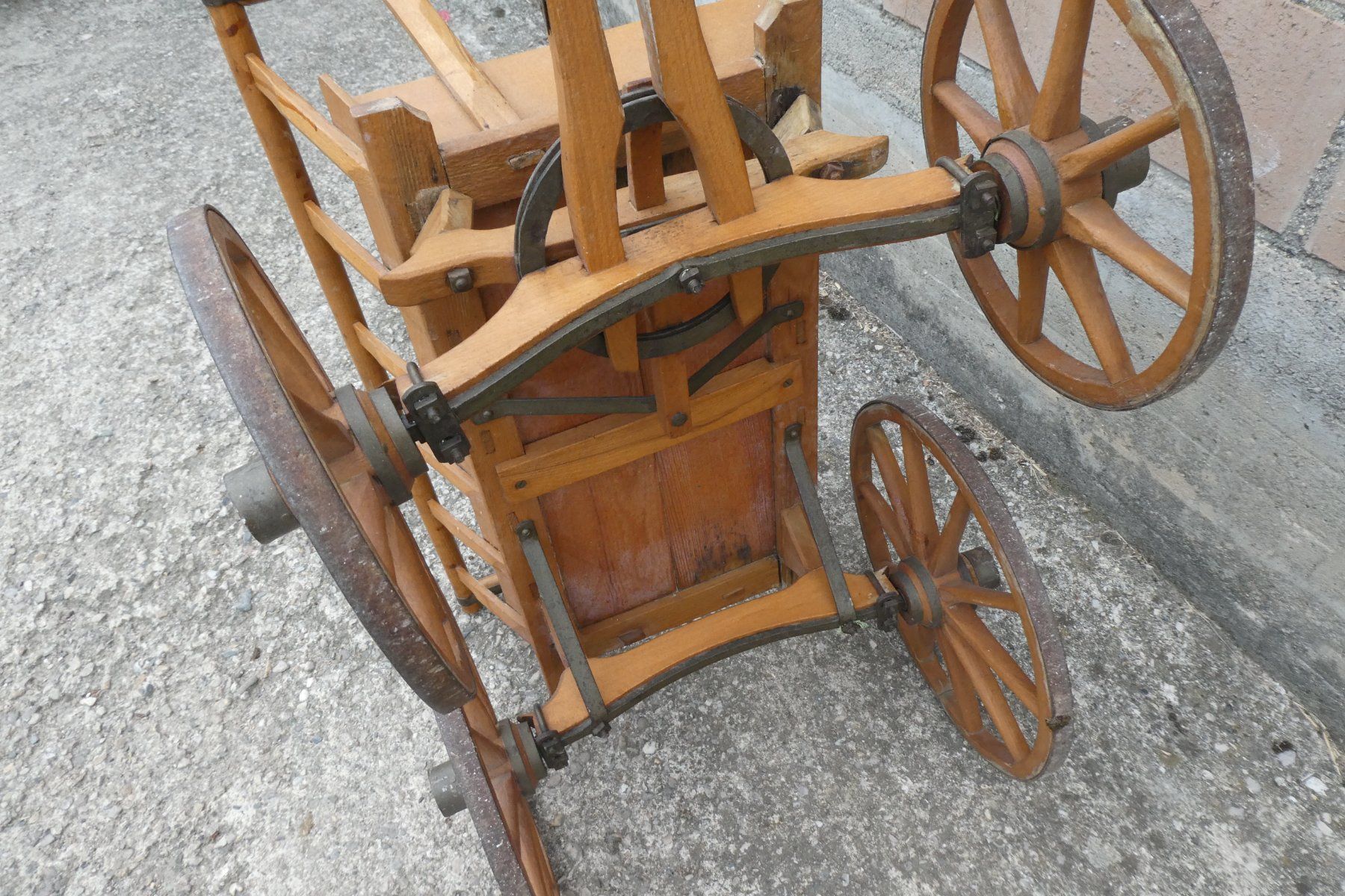 Rimorchi: Charette en bois ancienne – Usato da Fontaines NE venduto da monloisir 7
