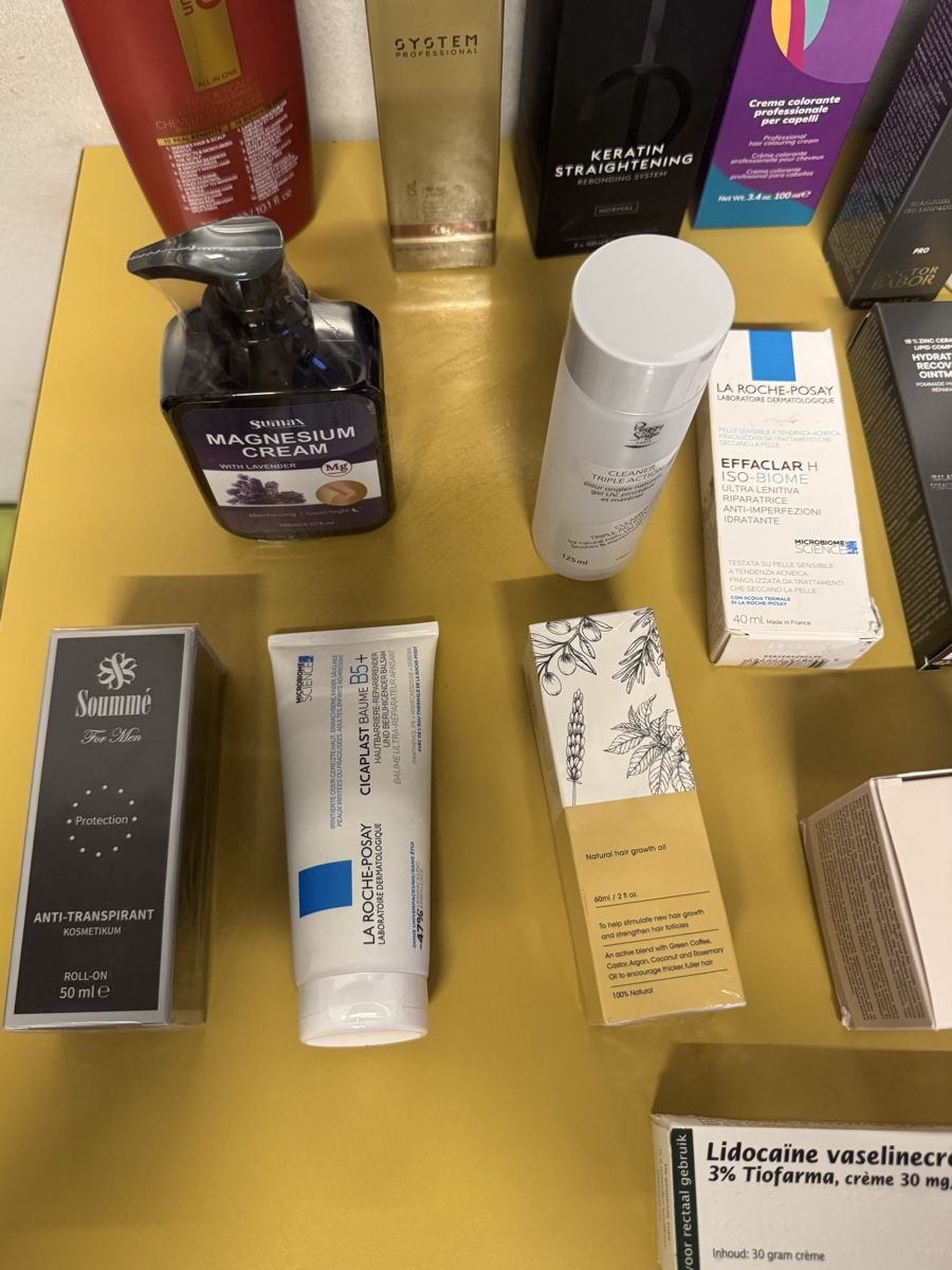 Lettini & sedie per cosmetici: Kosmetikartikel gemischt neu 32 stk.  – Nuovo (secondo la descrizione) da Schlieren venduto da Freundlich02 8