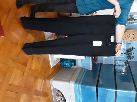 Hose schwarz Grösse 44