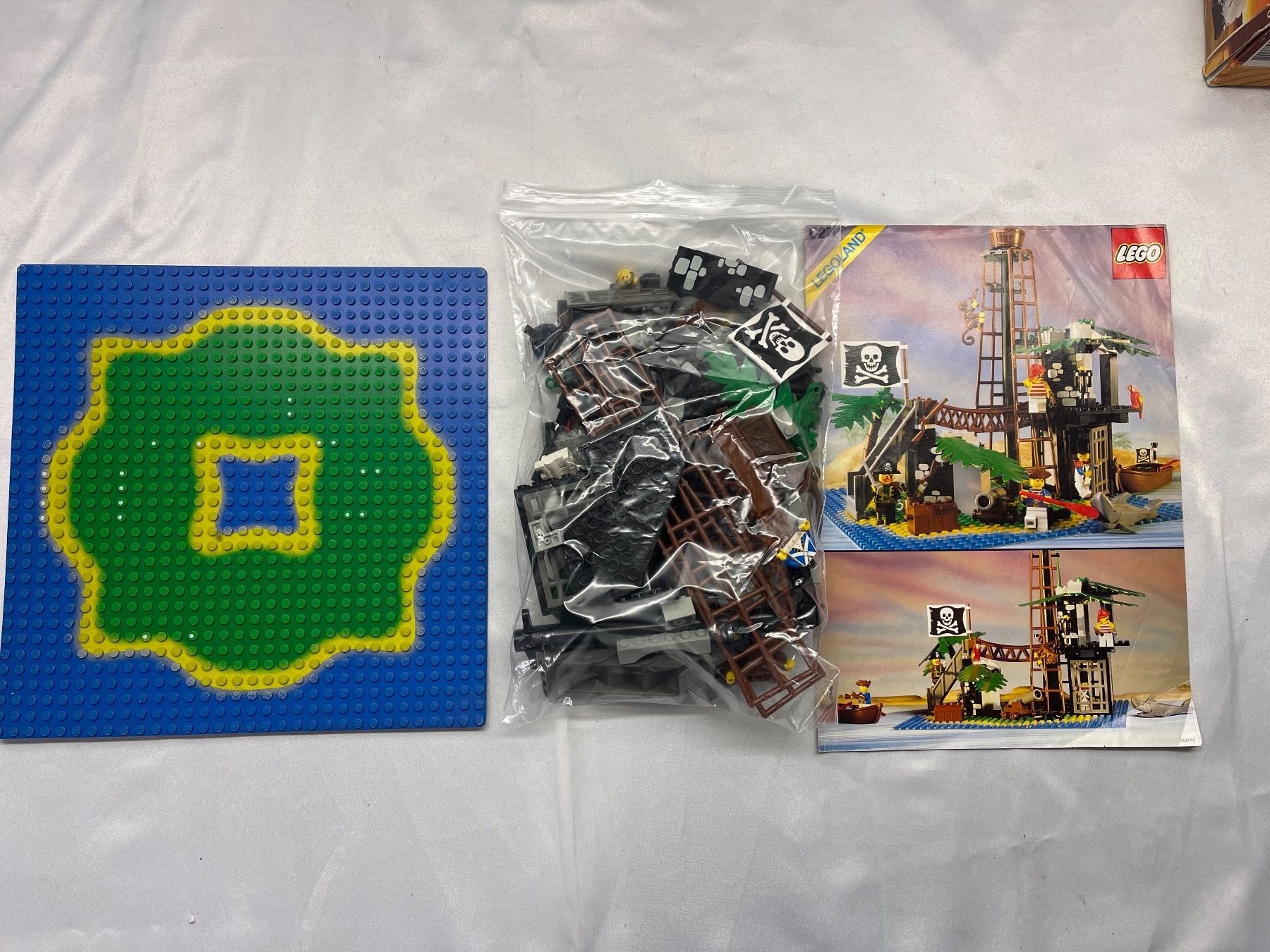 Lego Baukästen: Lego Pirates 6270 Forbidden Island – Gebraucht aus Burgdorf von Pistar 9