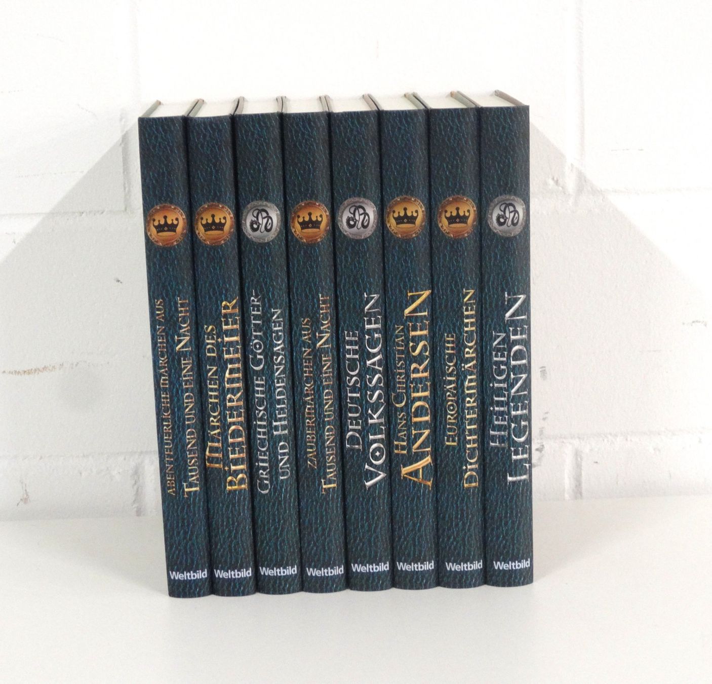Libri: Weltbild Märchen Sammlung ( 16 Bände) – Usato da Volketswil venduto da brockipfannenstil 2