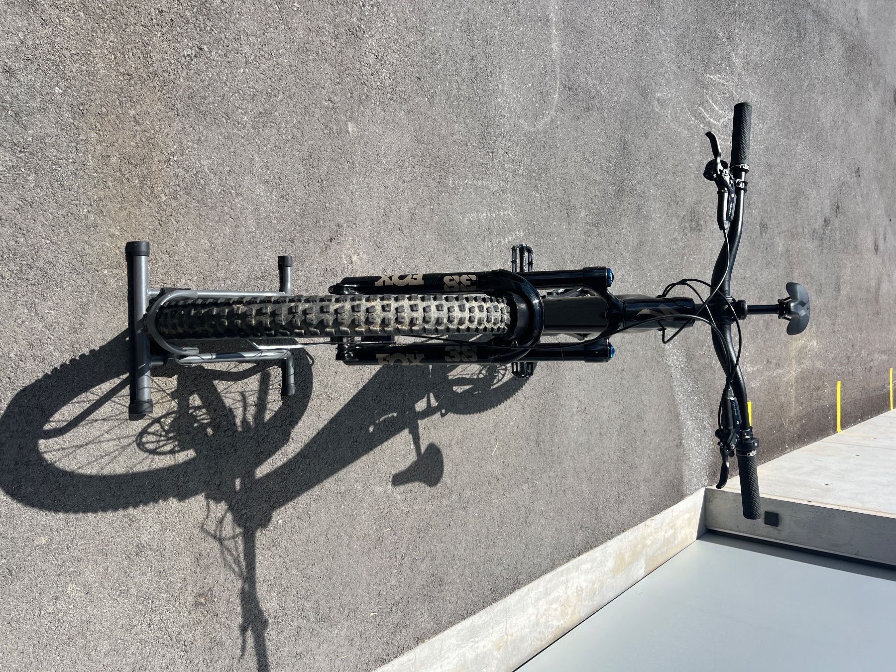 Specialized Biciclette: E-Mountainbike Specialized Levo Expert Carbon G3 – Usato da St. Antönien venduto da Bekrut 3