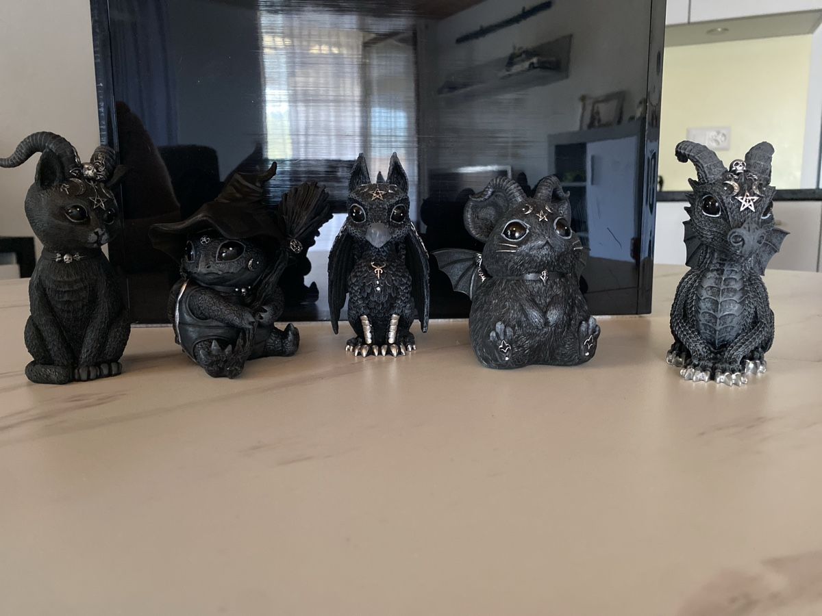 Figurines: Dekofiguren 5er Set Gothic – D'occasion à Bennau par L_Scho