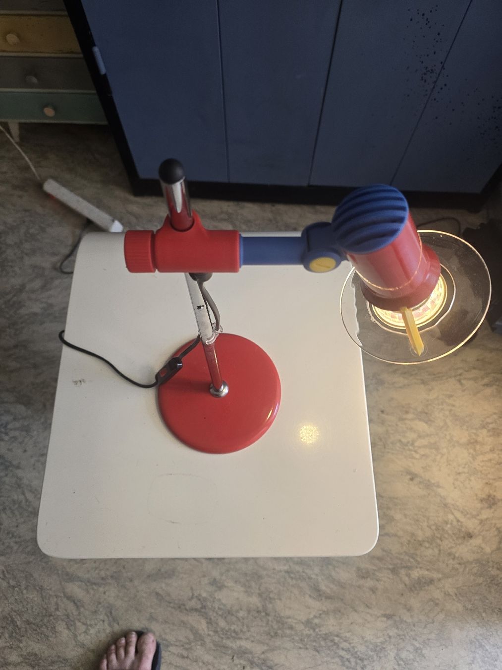 Lampade: Super coole Memphis Tischlampe – Usato da Biel/Bienne venduto da alexriveros2 5