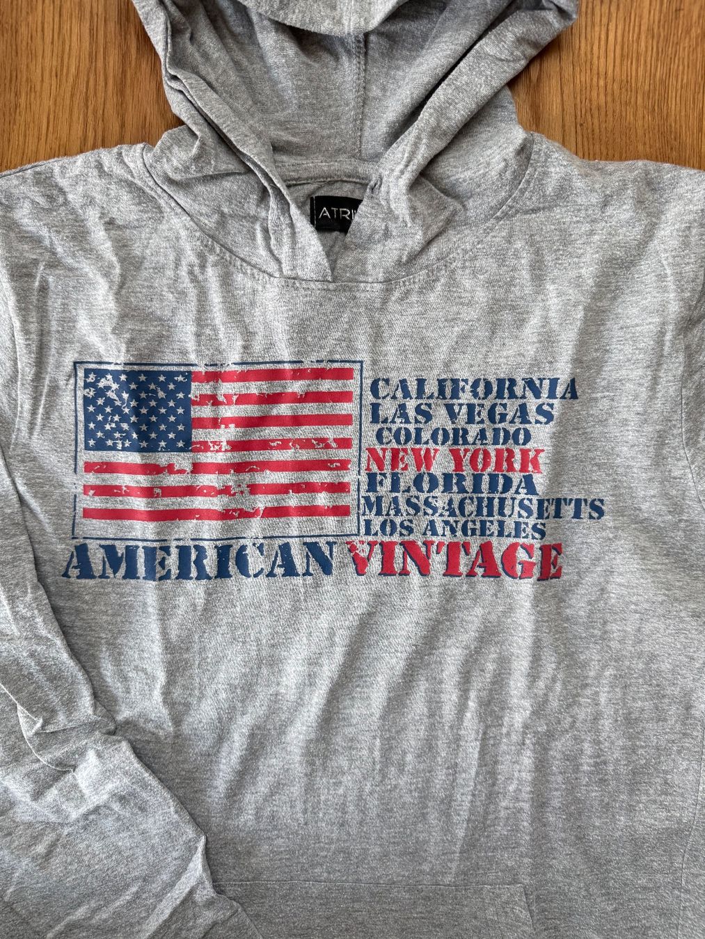 Hemden, T-Shirts & Polos: Langarmshirt 158 – Gebraucht aus Lengnau BE von Rubin27 1