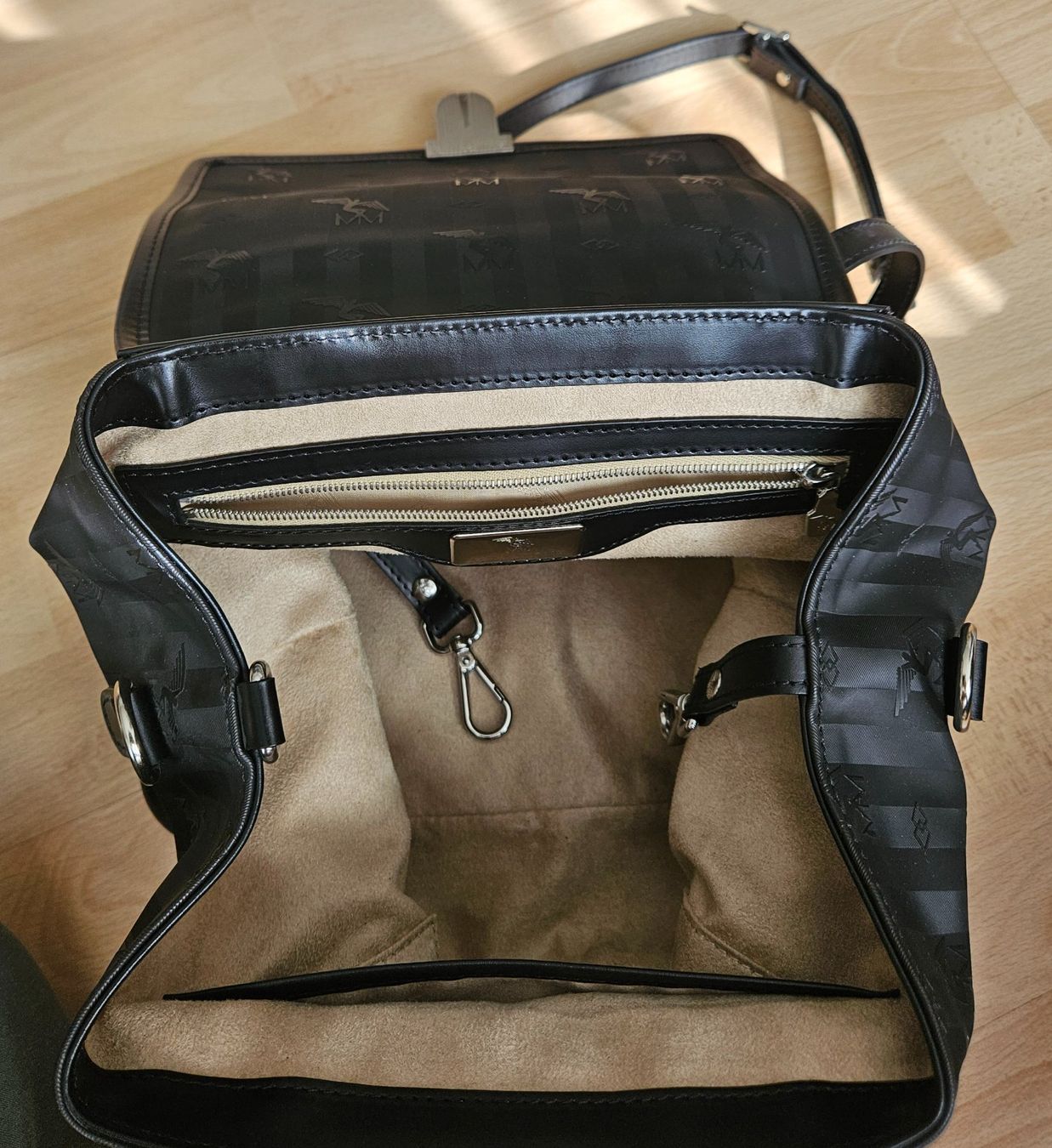 Maison Mollerus Zaini: MAISON MOLLERUS Rucksack MINUSIO – Nuovo (secondo la descrizione) da Luzern venduto da DaSi9354 4