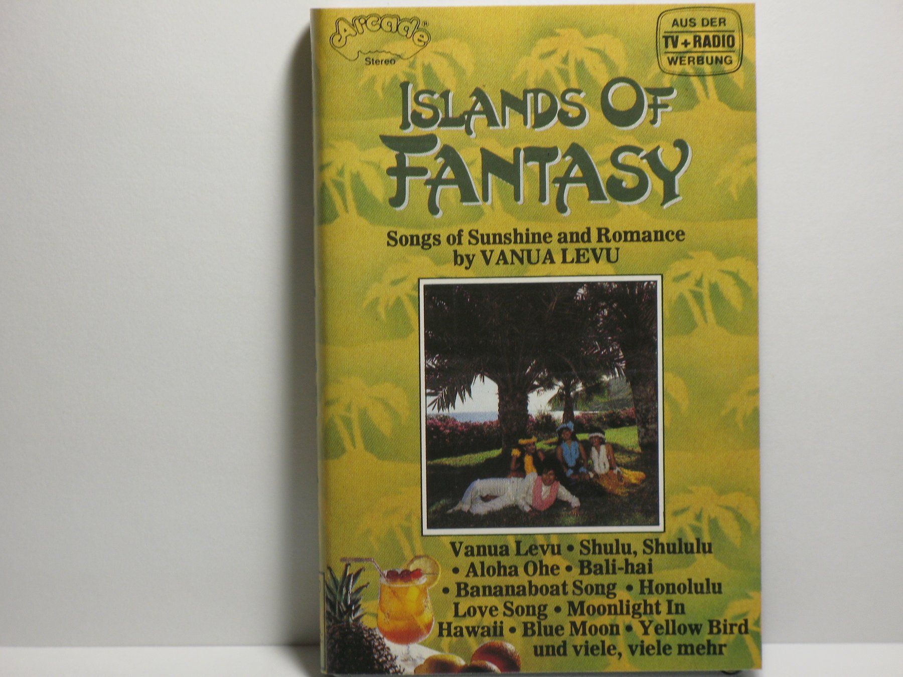 Musicassette: ISLANDS  OF  FANTASY      VANUA  LEVU – Usato da Langnau i. E. venduto da mar_hw58