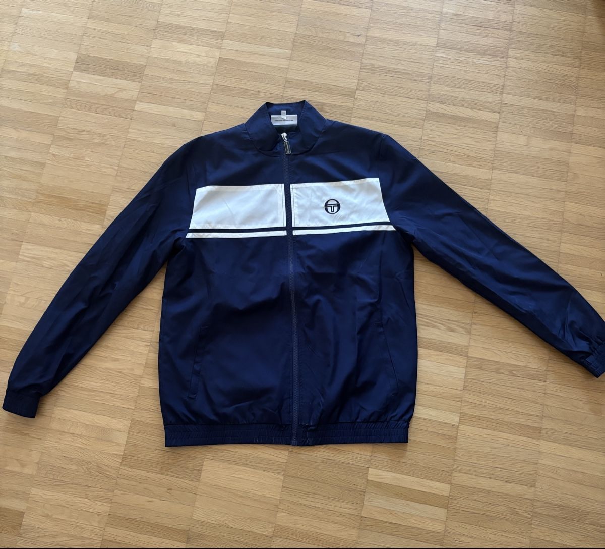 Jacken: Sergio Tacchini Trainingsjacke | NEU  – Neu und originalverpackt aus Binz von nitrobat