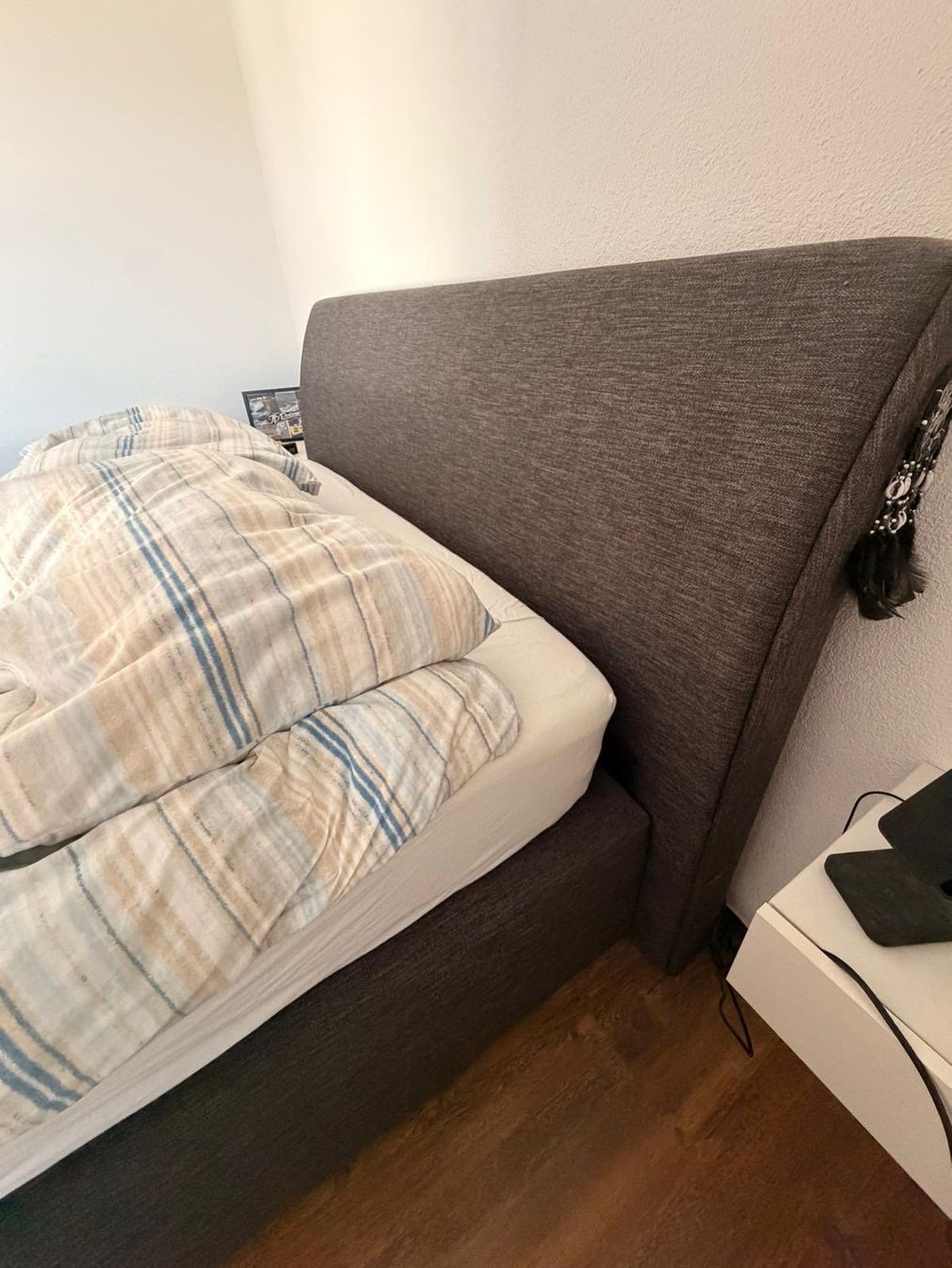Livique Betten: Boxspringbett komplett 160x200 oder mit Emma-Matratze – Gebraucht aus Mägenwil von sportiv 3