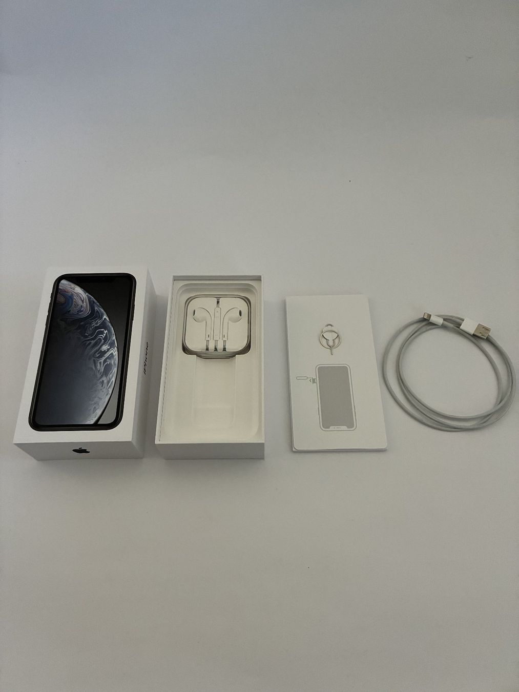 Apple Portables: iPhone XR 64GB Black – D'occasion à Adliswil par CeeJay72 3