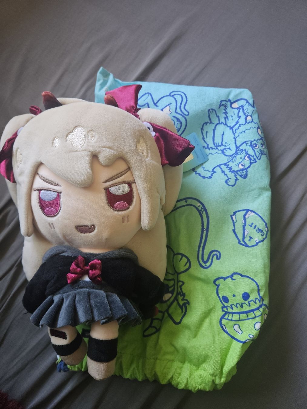 Giocattoli: Official Evil Neuro Plushie – Nuovo (secondo la descrizione) da Le Crêt-p-Semsales venduto da fireinside