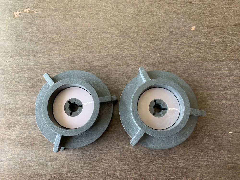Lot De 2 Noyaux NAB - Un Revox Original, Un Sans Marque - Pour Magnétophone à Bande