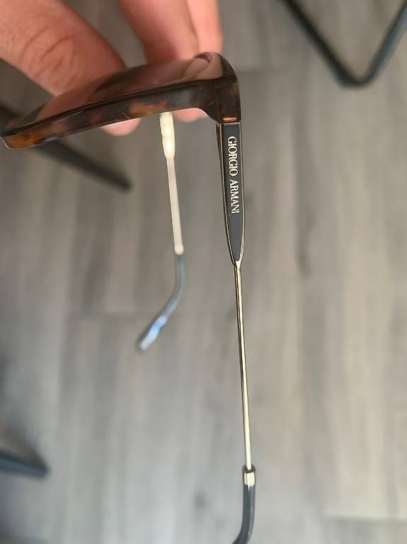 Brillen & Gläser: Armani Sonnenbrille Damen – Gebraucht aus Wädenswil von Volvic13 2