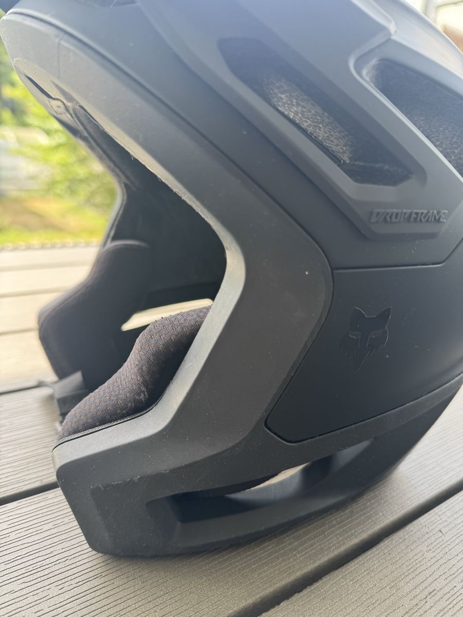 Fox Casques: FOX Dropframe Pro Grösse M – D'occasion à Steffisburg par nicinaecki 2