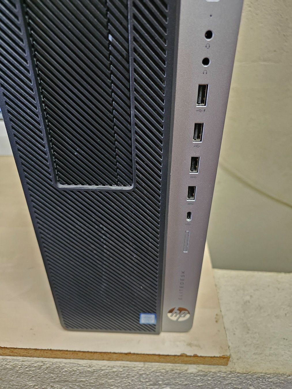 Hewlett Packard PC: HP Elite Desk Defekt – Usato da Burgdorf venduto da weggu.666