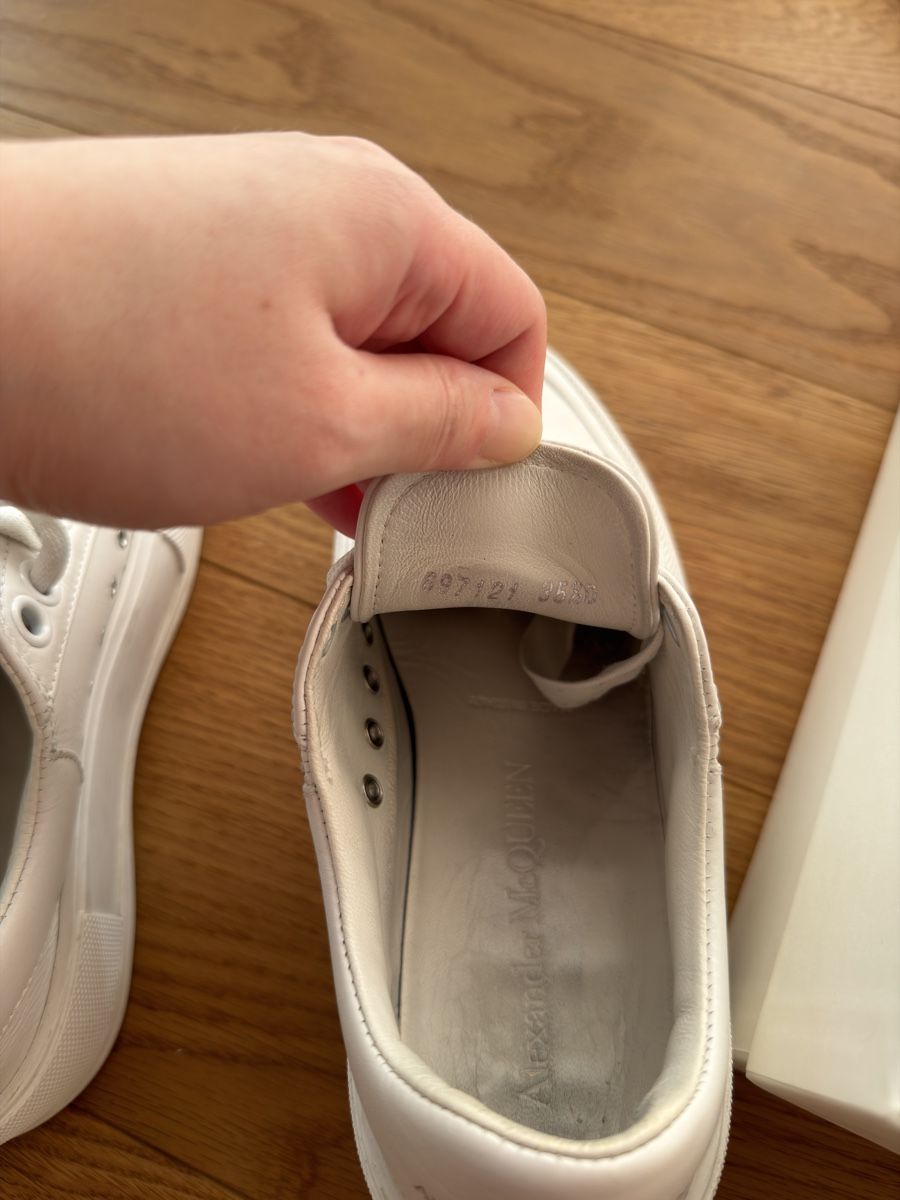 Alexander Mcqueen Damenschuhe: Alexander McQueen – Gebraucht aus Altdorf UR von jen_c55l 3