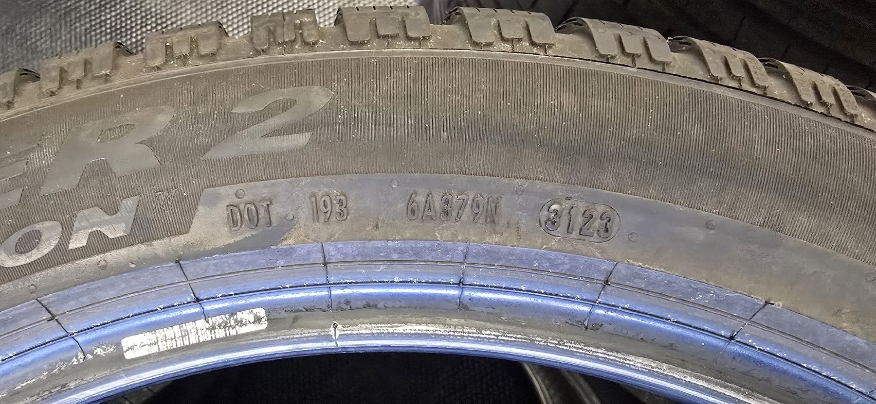Pneus & Roues: 255/45R20 Pirelli Sc.Winter 2 – D'occasion à Kulmerau par Turbo140 2