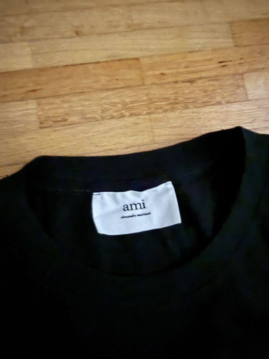 T-shirt: AMI PARIS T-SHIRT S – Nuovo (secondo la descrizione) da Allschwil venduto da M6e63 2