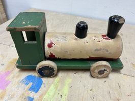 Alte Holzlokomotive