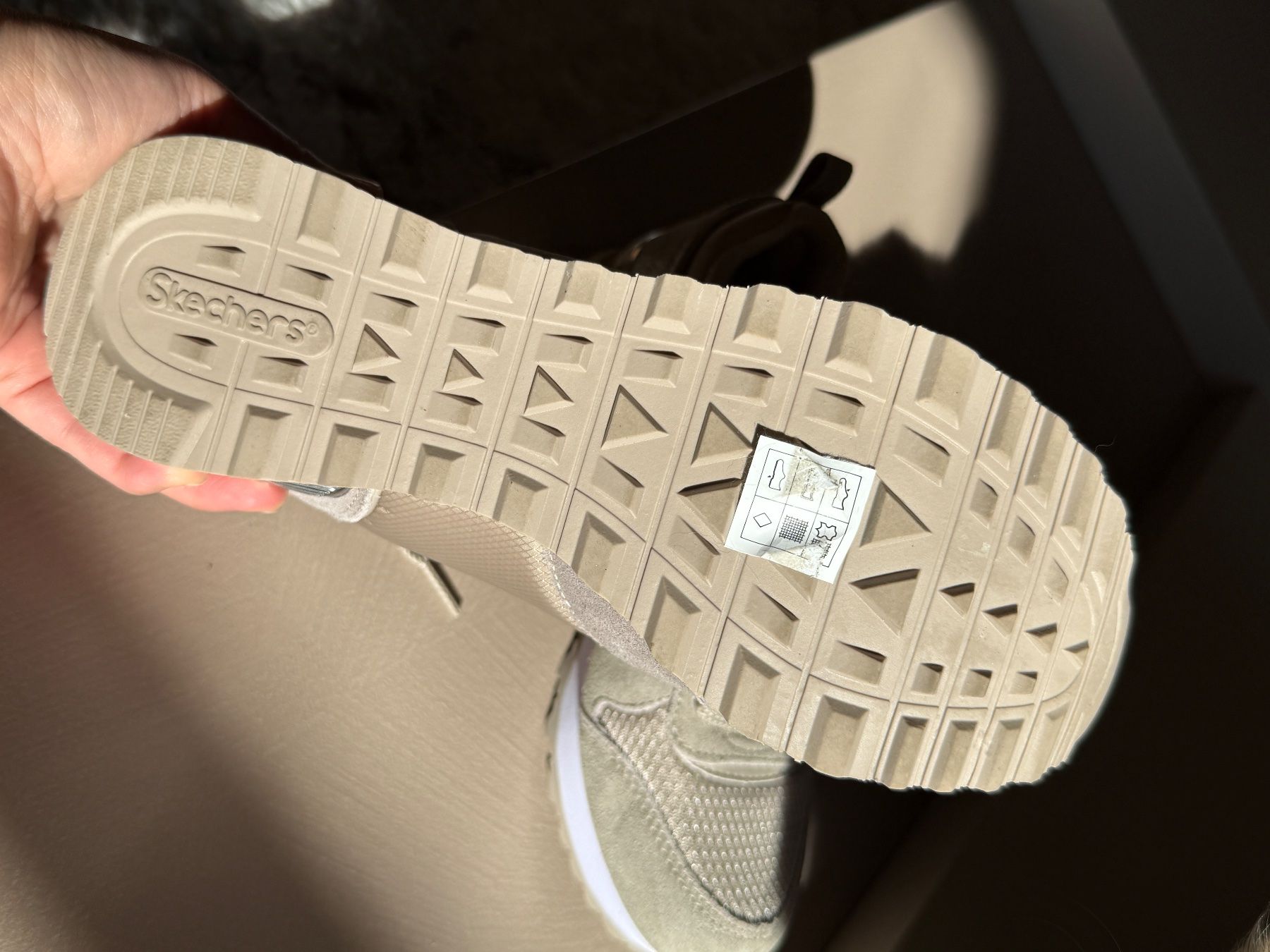 Skechers Scarpe da donna: Skechers – Nuovo (secondo la descrizione) da Broc venduto da zai_9jlg 1