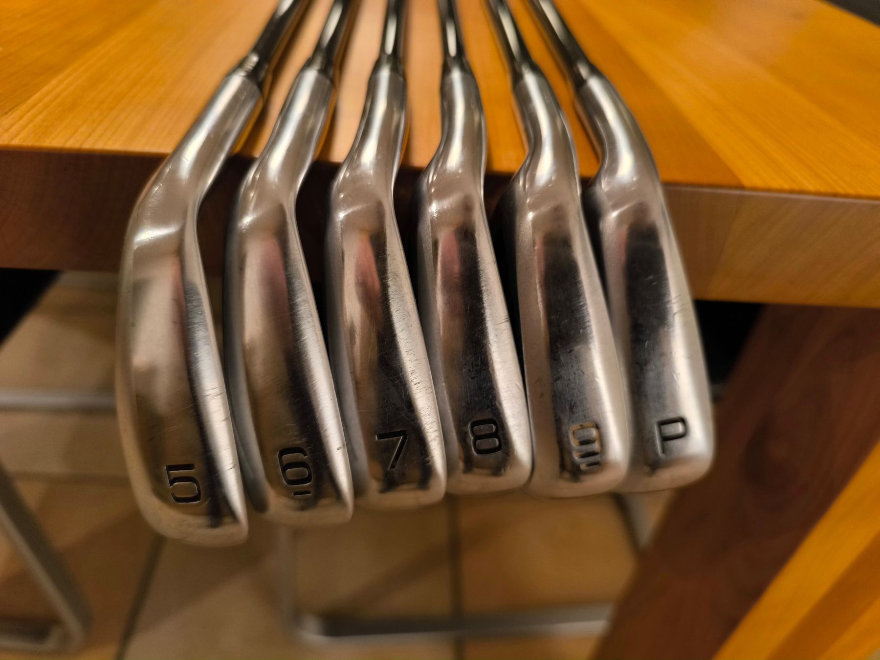 Mizuno Mazze & Set: Mizuno JPX 825 Eisen 5–PW | Linkshand Regular Flex Graphit – Usato da Bözberg venduto da Dave1964
