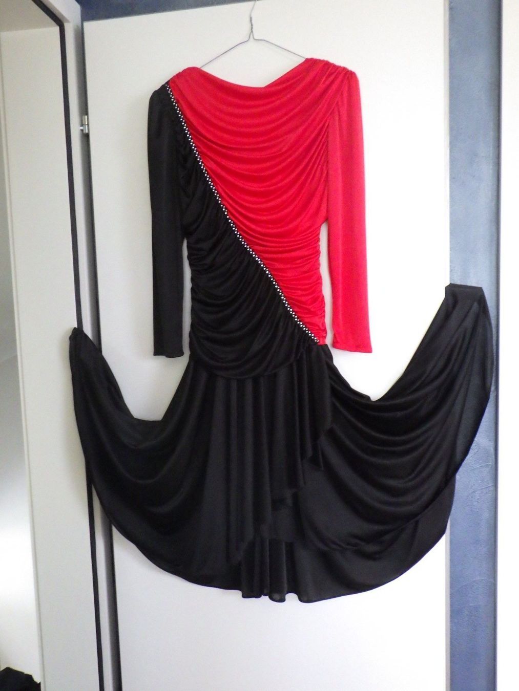 Vestiti: Festliches Kleid – Usato da Seengen venduto da mymu01 3