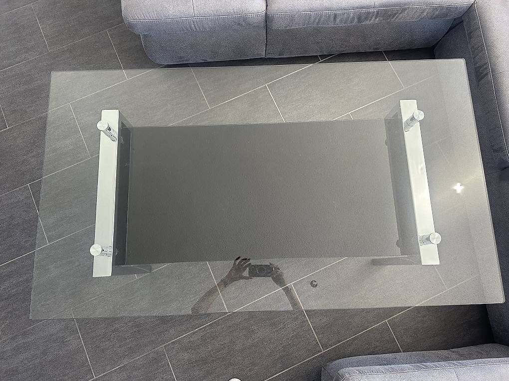 Tische: Salontisch – Gebraucht aus Ulmiz von Niederscherli01 2
