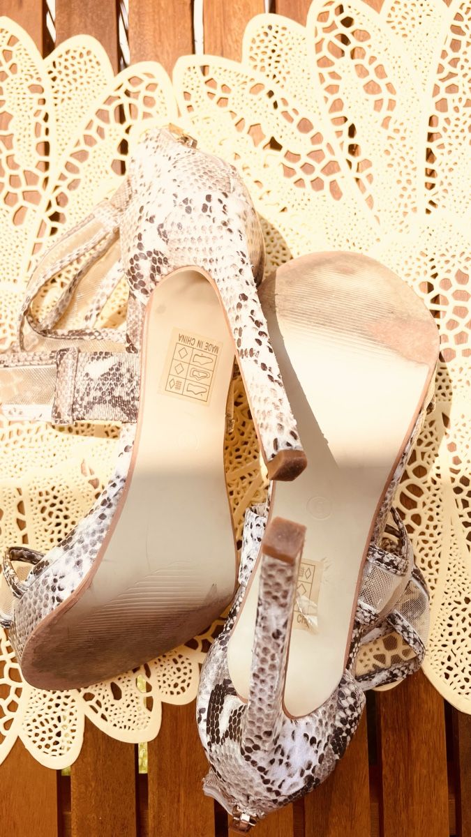 Scarpe da donna: Sexy Elegant High heels Sandals – Usato da Luzern venduto da lei_5btm 4