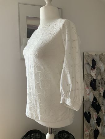 Bluse Massimo Dutti weiss Lochstickerei Grösse 34 neu