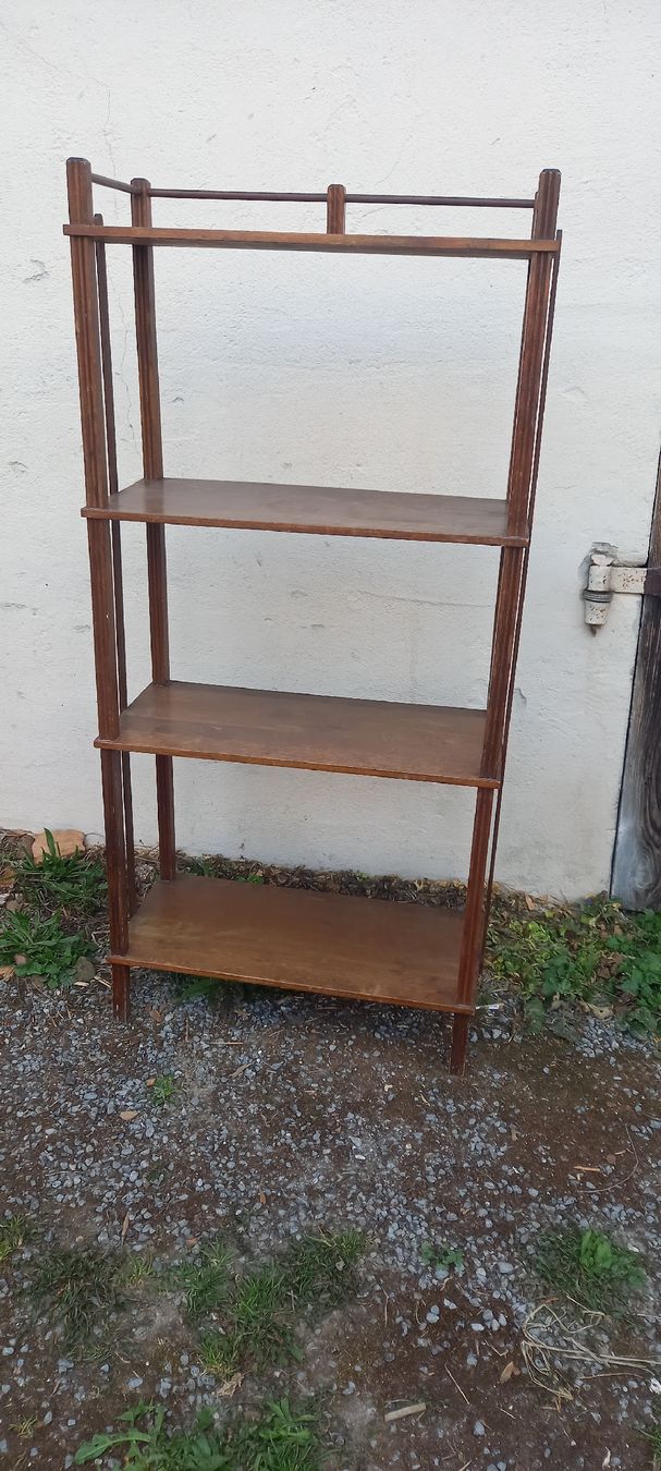 Scaffali: Schönes, antikes Regal – Usato da Wädenswil venduto da Greatstuff