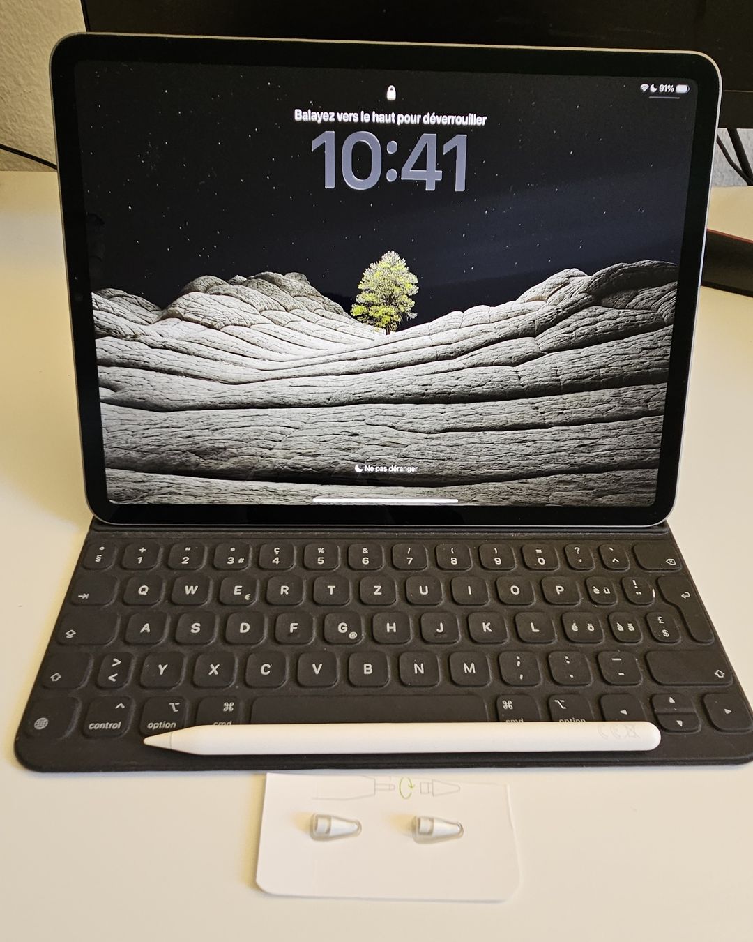Apple Tablet PC: iPad Pro 11" 3. Generation + Apple Pencil + Keyboard – Nuovo (secondo la descrizione) da Männedorf venduto da ony_zxt2