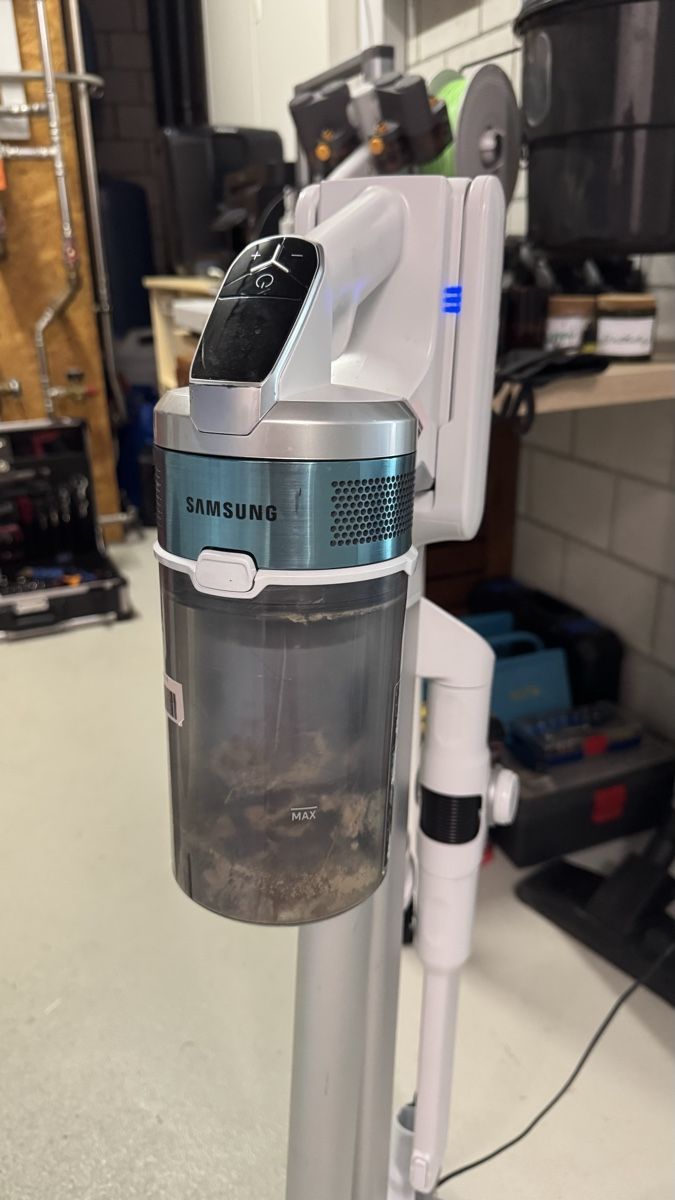 Samsung Staubsauger & Zubehör: Samsung Bespoke Jet Vacuum Cleaner Used – Gebraucht aus Winterthur von Kevin.Prandini 1