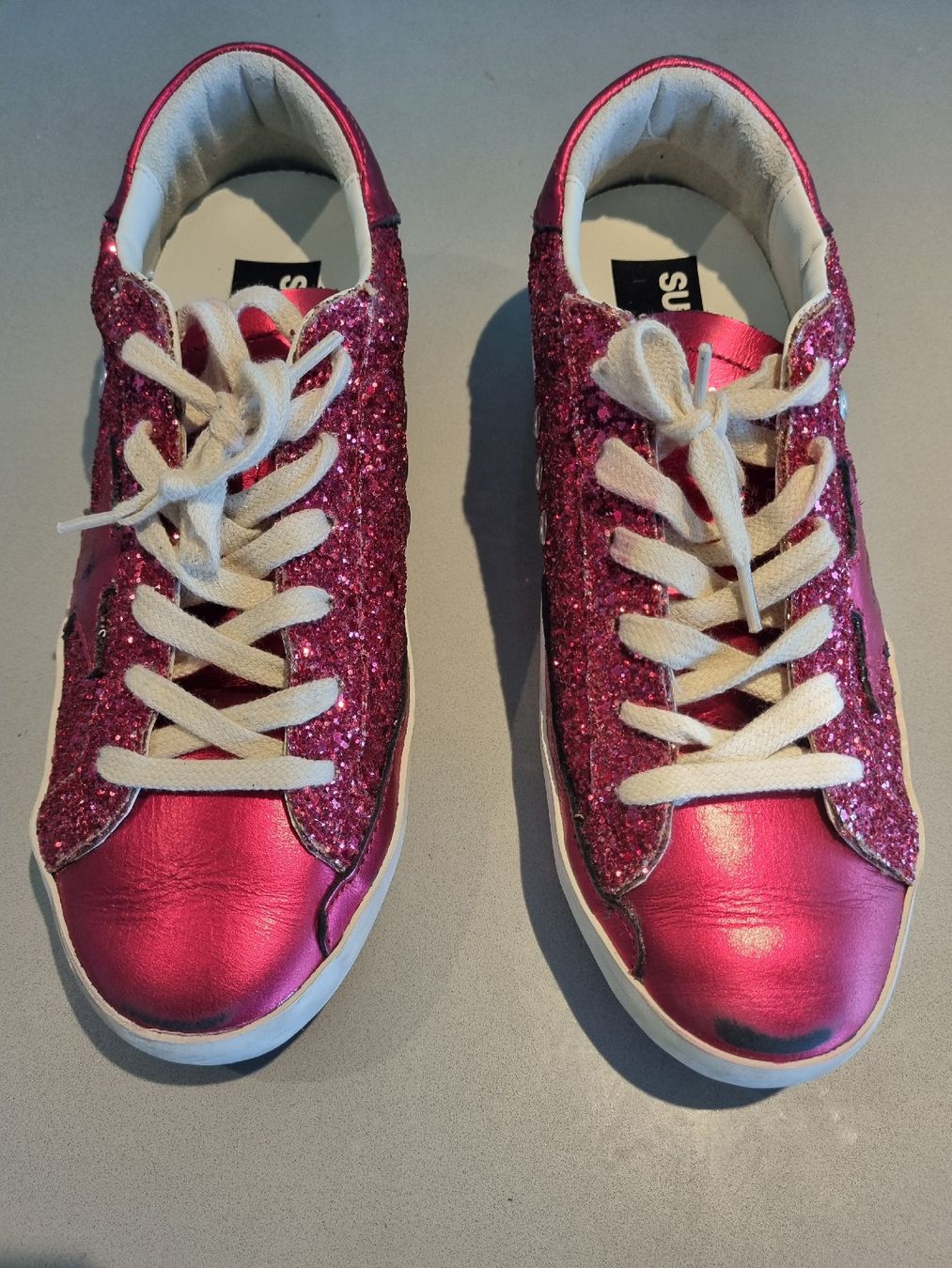 Golden Goose Scarpe da donna: Golden Goose – Nuovo (secondo la descrizione) da Herrliberg venduto da revelune