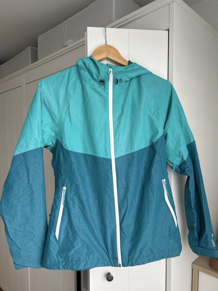 46 Nord Giacche: Regenjacke – Nuovo (secondo la descrizione) da Sitterdorf venduto da bau_9lx5